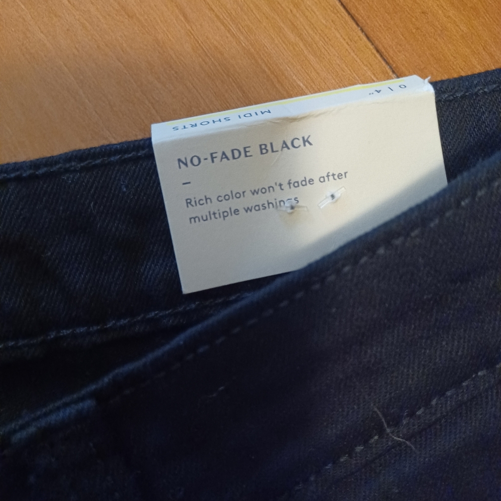 Universal Thread High Rise Black Shorts - Picture 4 of 4